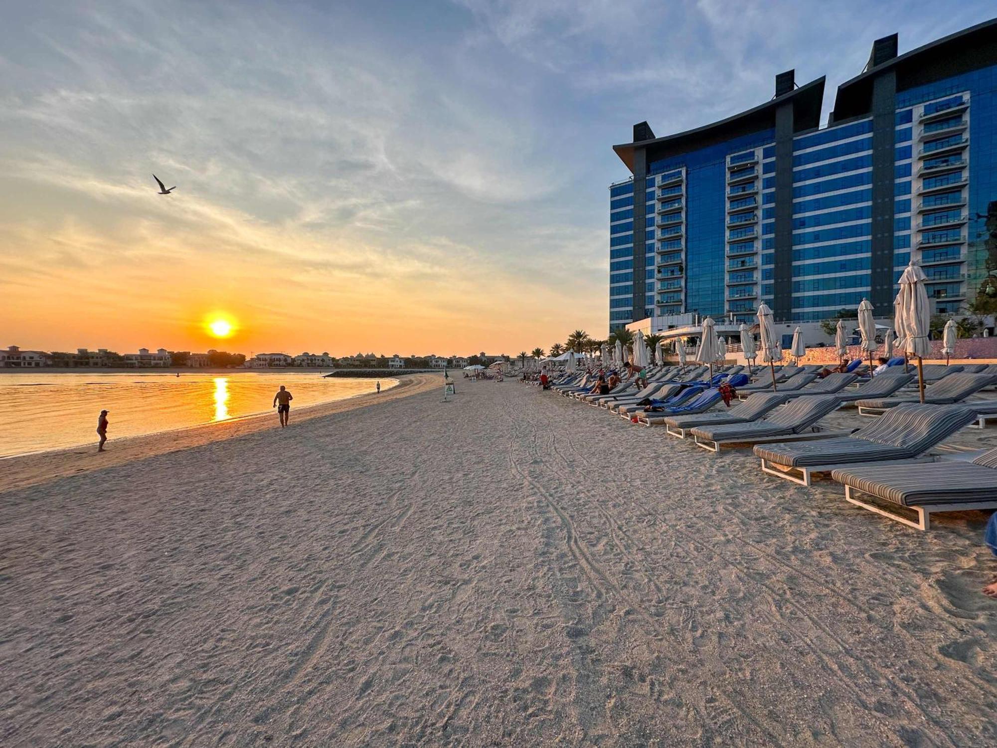 Sunset View In Oceana Apartment *